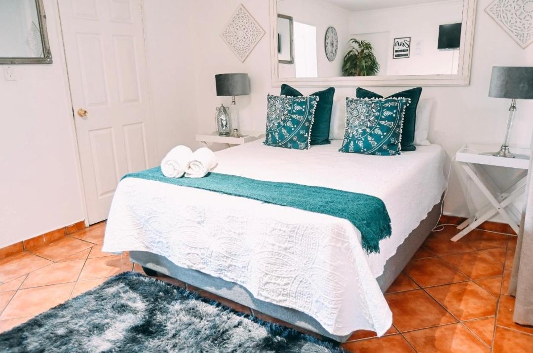 Zhantique Guest House 1- Unit 5 Boksburg Ngoại thất bức ảnh