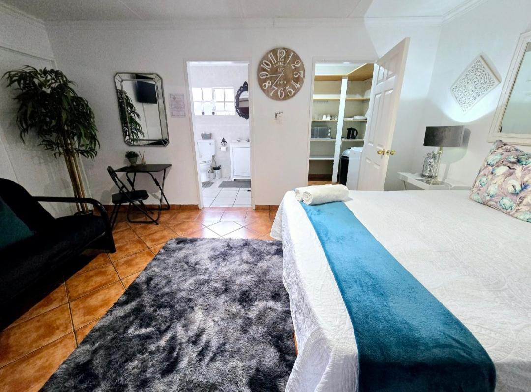 Zhantique Guest House 1- Unit 5 Boksburg Ngoại thất bức ảnh
